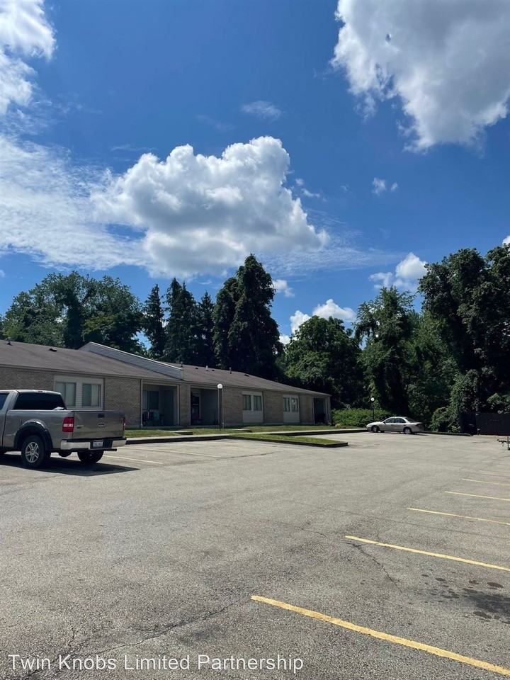 Twin Knobs Apartments - Photo 3 of 3