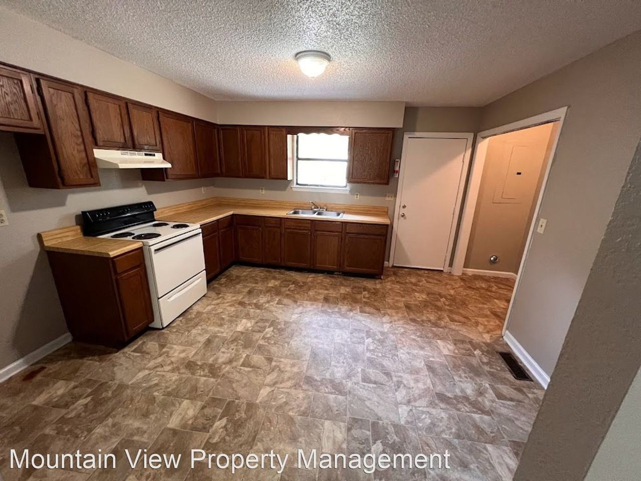 367 Keller Rd - Photo 2 of 9