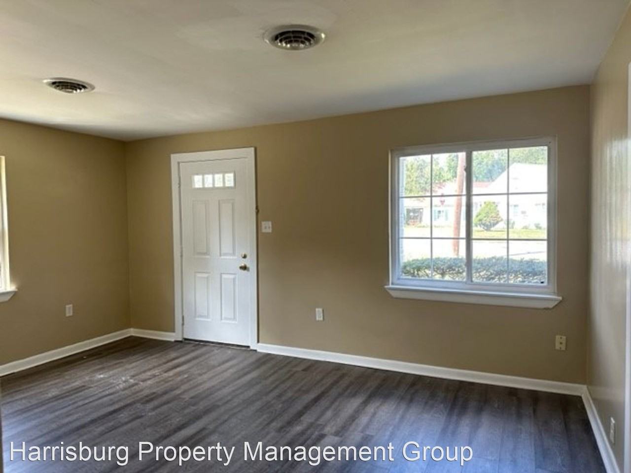 1805 Kent Dr - Photo 3 of 14