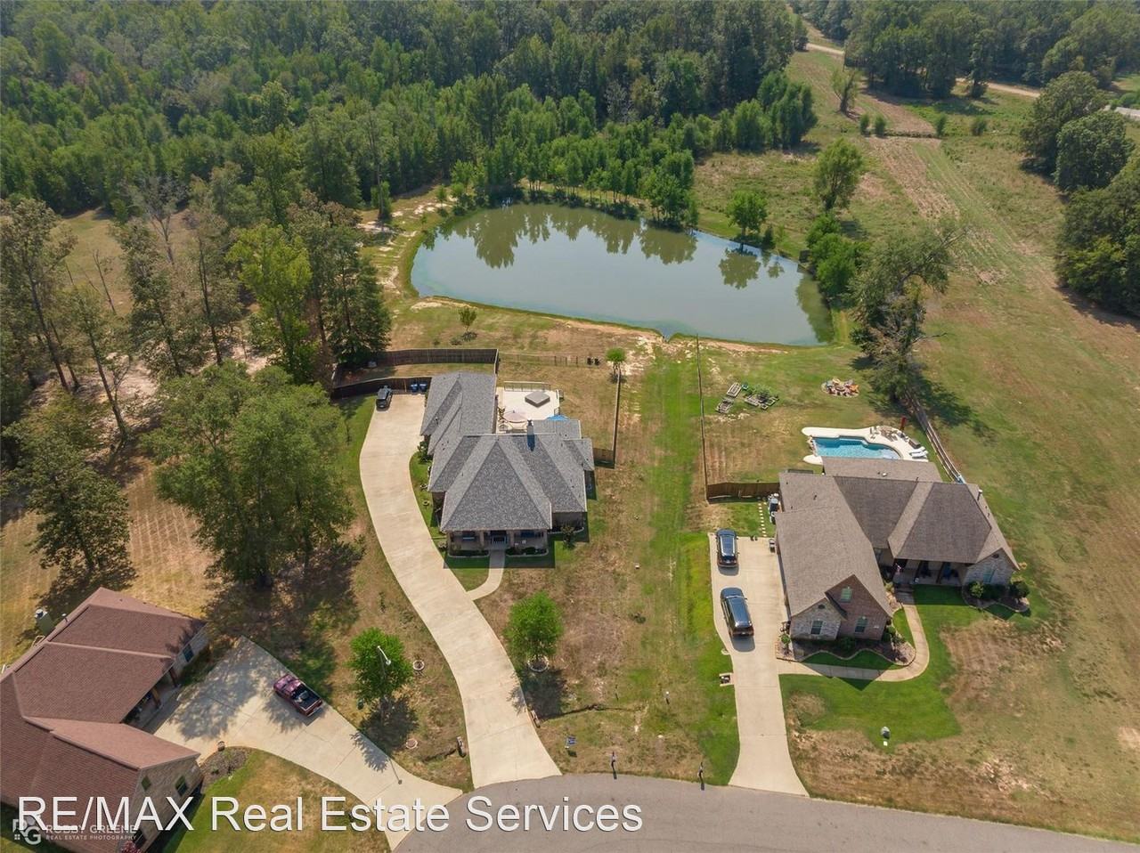 1217 Dry Crk - Photo 3 of 29