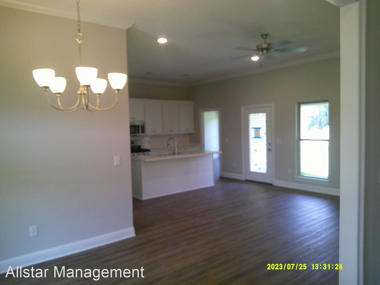 116 Bailey Cv - Photo 2 of 11