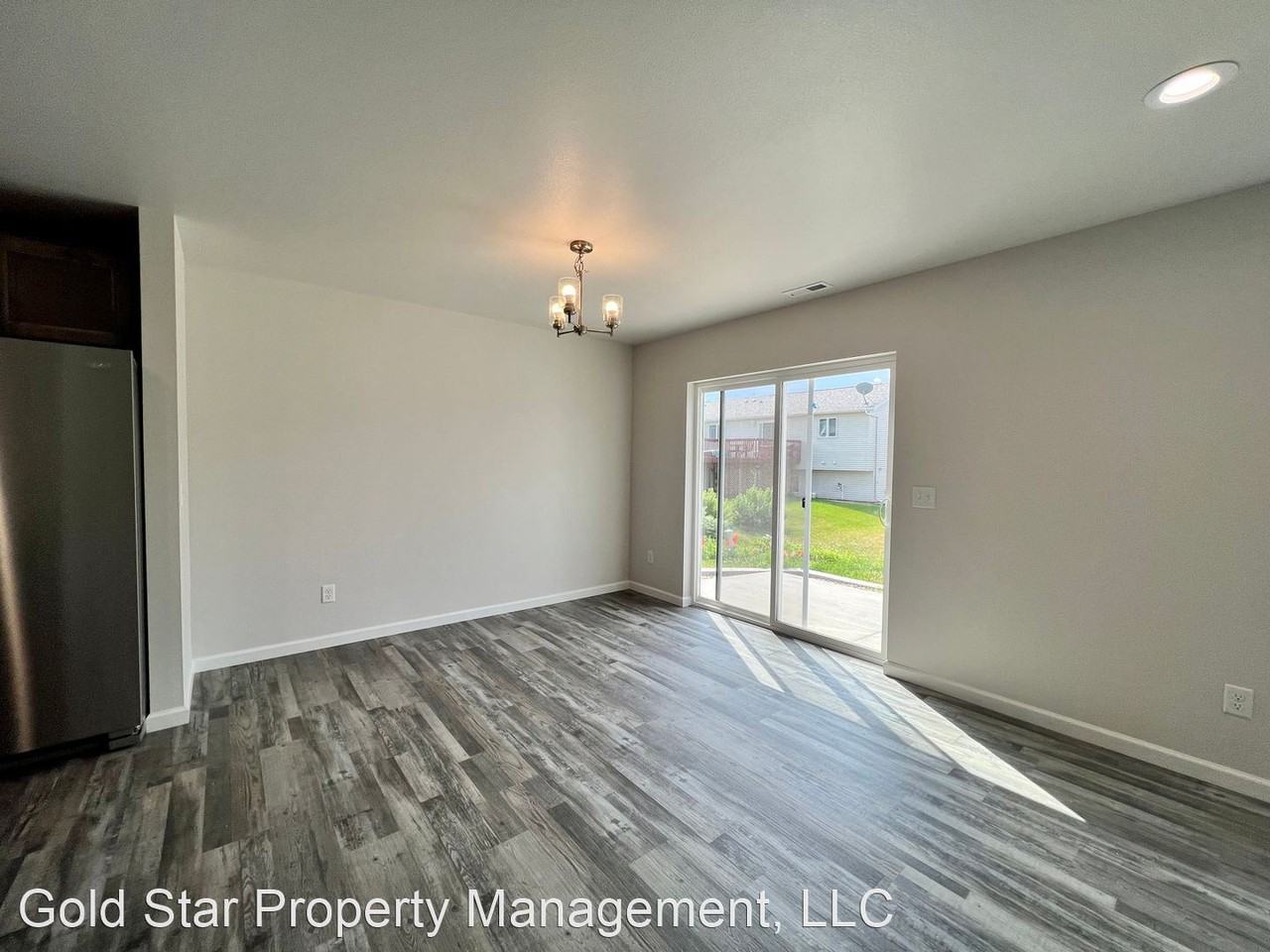 135 Marshall Loop - Photo 3 of 16