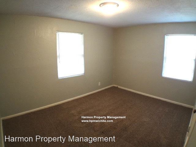 1436 Fairmount St - Photo 3 of 6