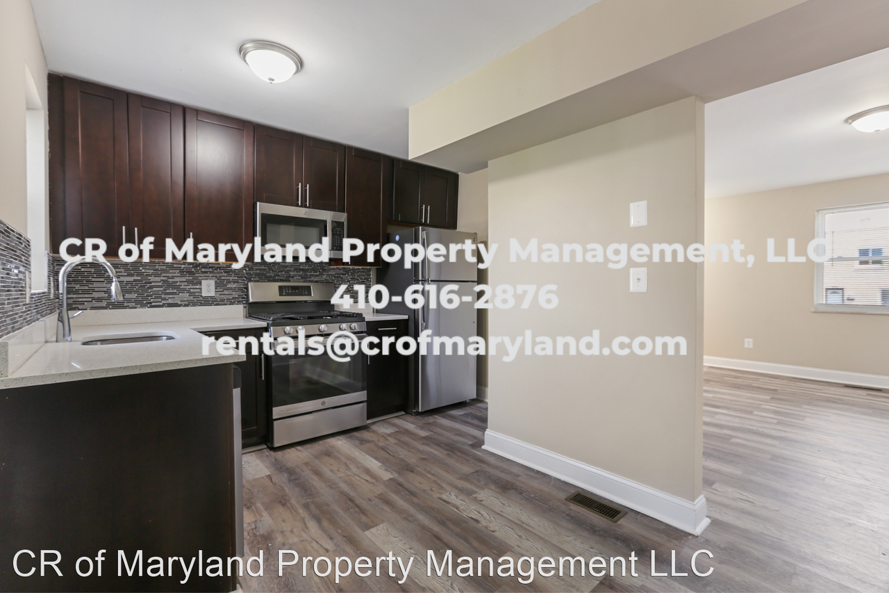 903 Jack St - Photo 3 of 11