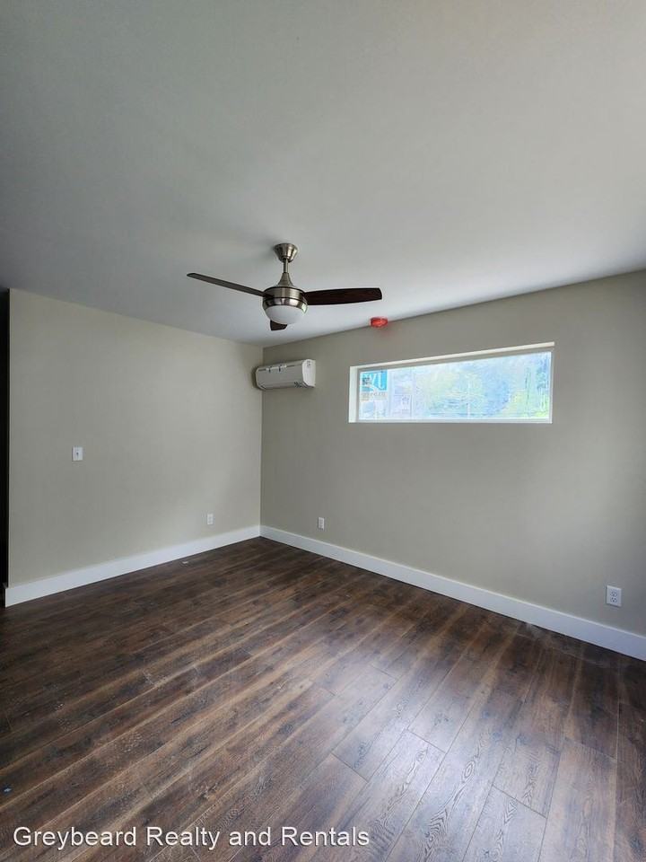 102 Eastville Rd - Photo 3 of 22