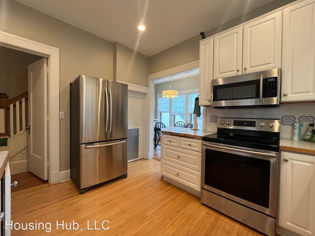 2086 Iglehart Ave - Photo 3 of 40