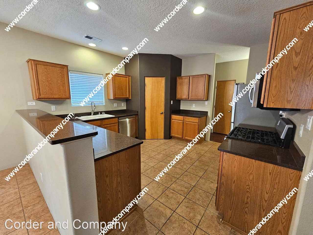 9231 Cumulus Pl Nw - Photo 3 of 28