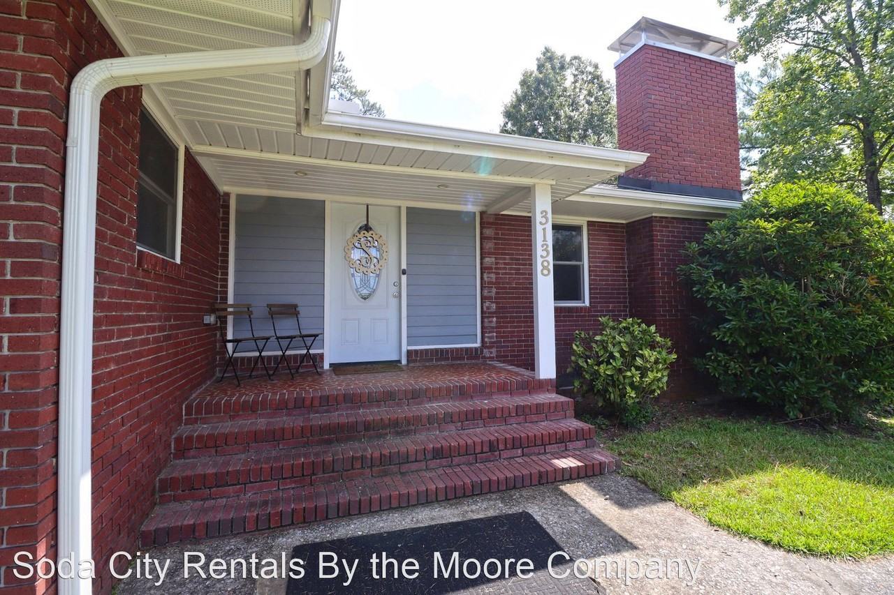 3138 Pine Belt Rd - Photo 2 of 32