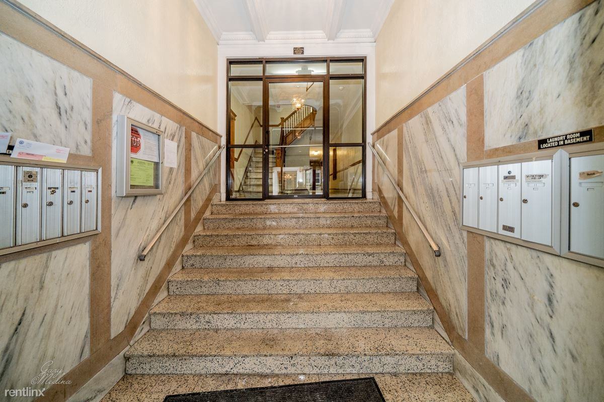 83 Gordon St - Photo 3 of 8