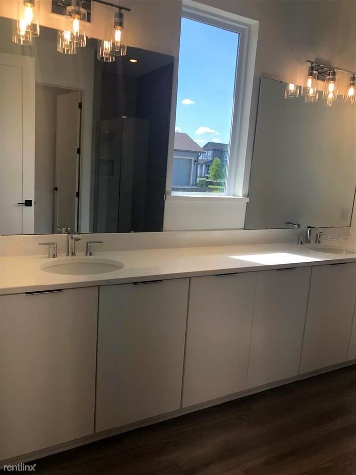 17582 Lake Star Rd - Photo 3 of 4