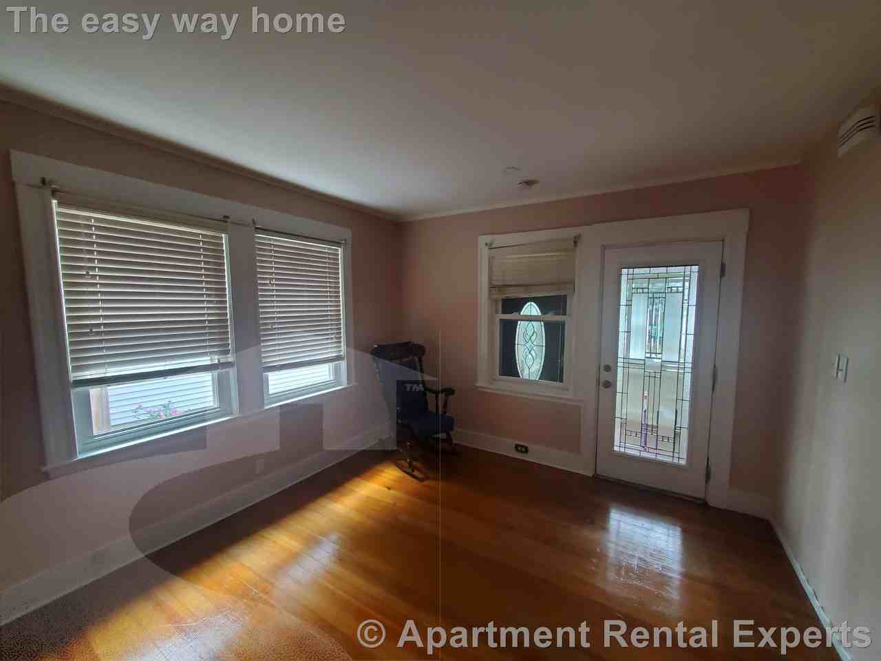 137 Fern Rd - Photo 3 of 21