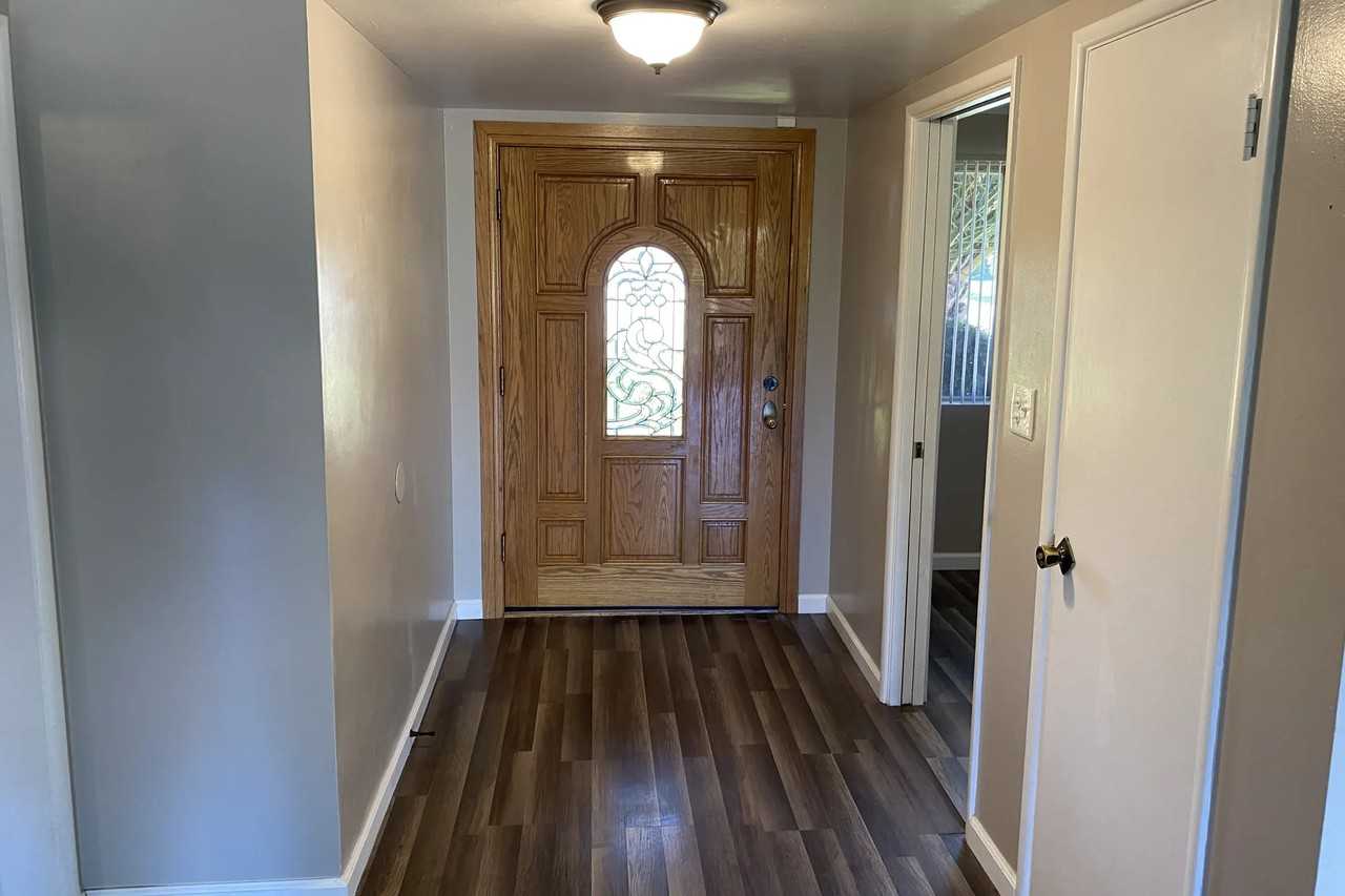 2235 Elsinore Rd - Photo 2 of 50