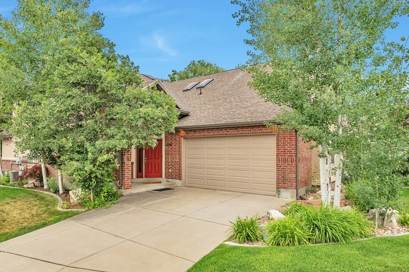 1306 Eastsouth - Photo 3 of 26