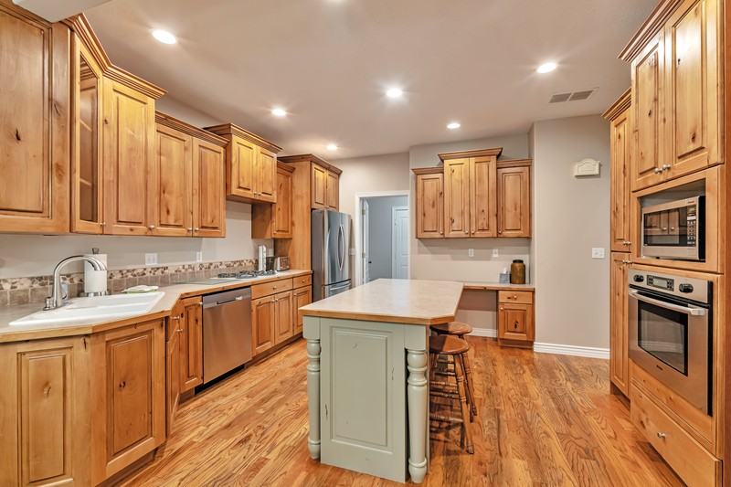 1306 Eastsouth - Photo 6 of 26