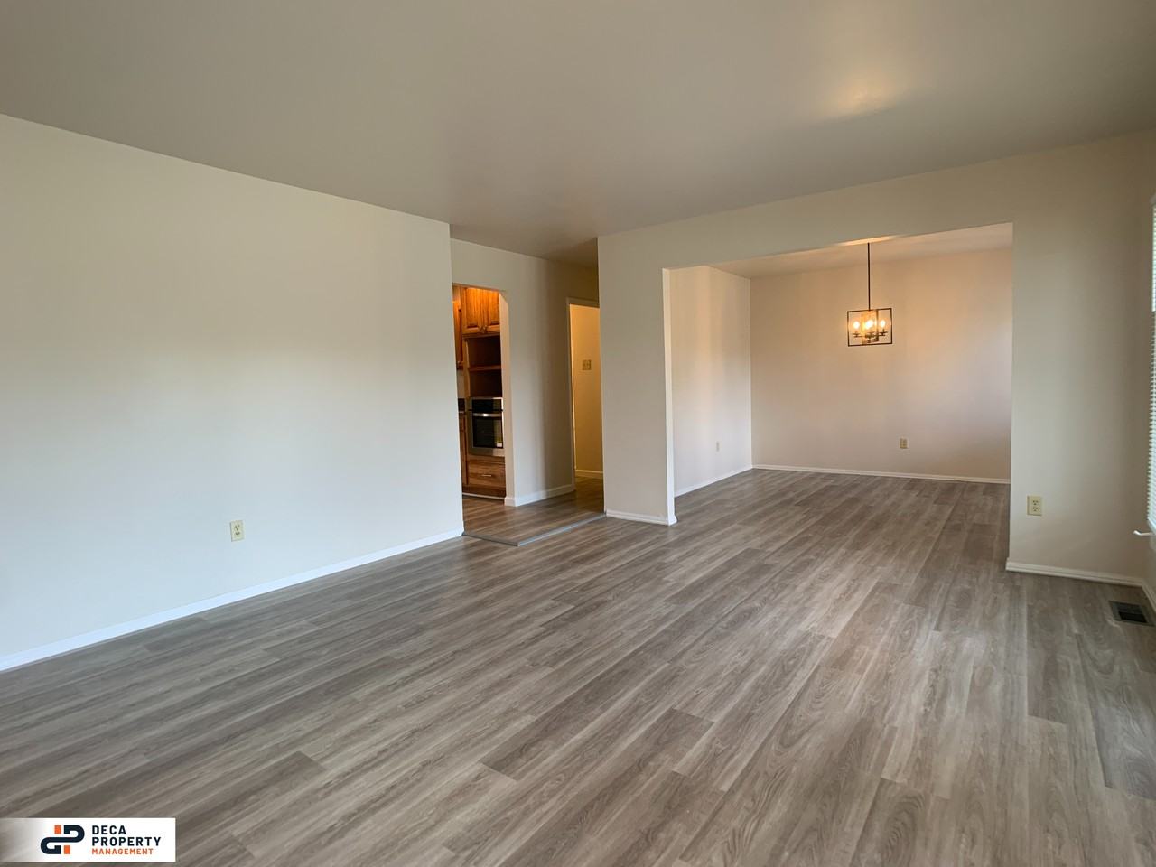 11730 Parish Dr - Photo 3 of 17
