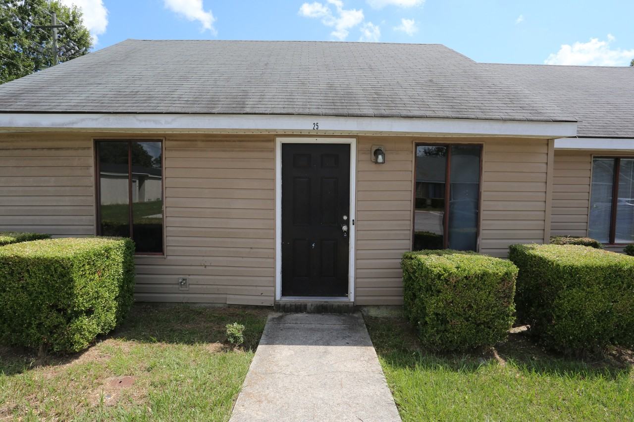 1801 Chandler Rd #25