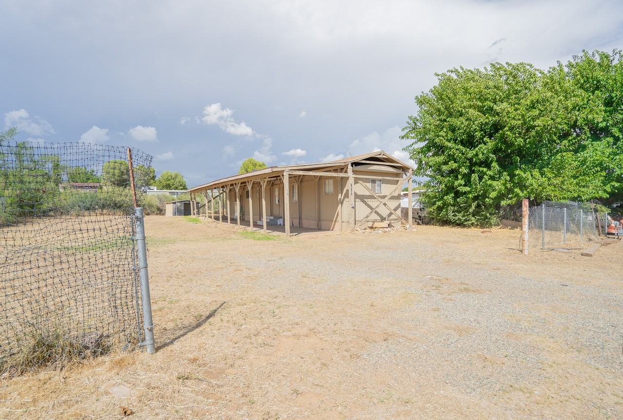 17190 E Meadow Ln - Photo 3 of 23