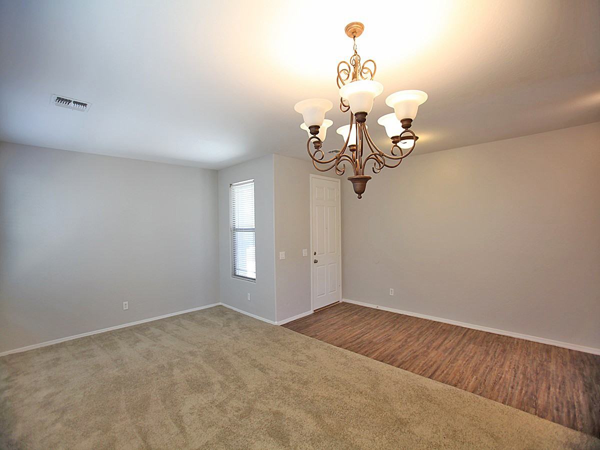 11742 W Planada Ln - Photo 3 of 27