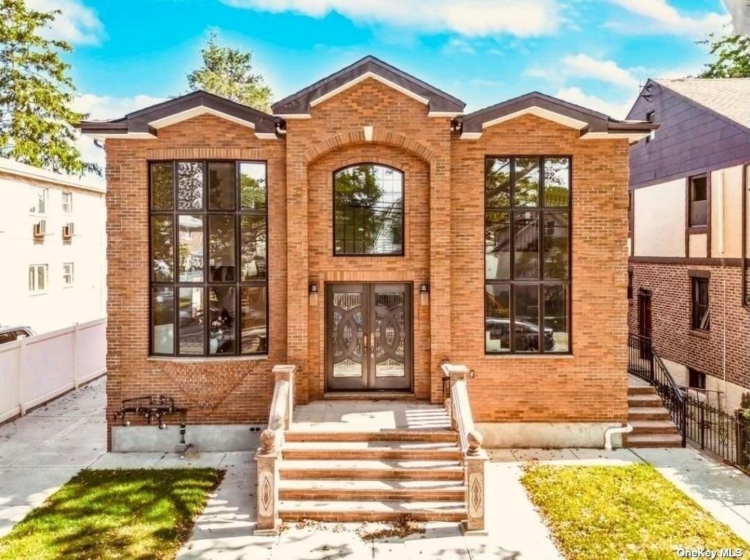 19408 42nd Ave 2FL, New York, NY 11358 3 Bedroom Apartment for Rent