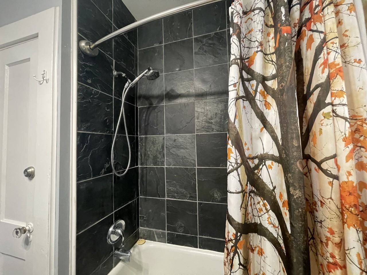 919 Talbot Avenue - Photo 6 of 16