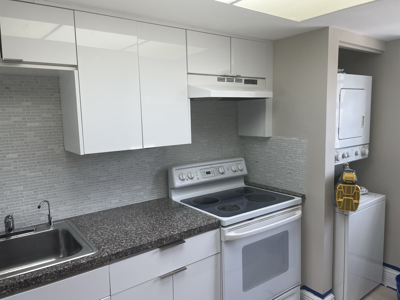 2614 West 60th Street #117 - Photo 4 of 14