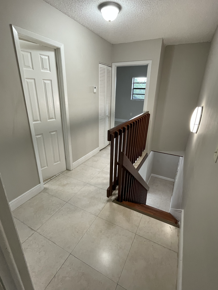 2614 West 60th Street #117 - Photo 6 of 14