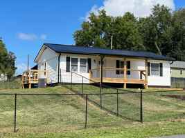 featured image of 7 Jones Circle