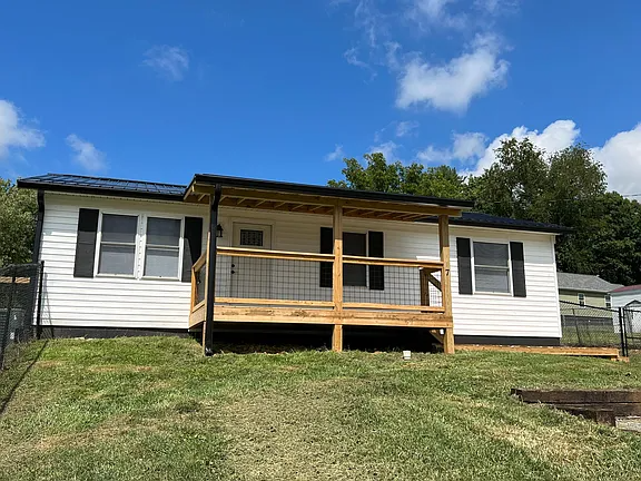 7 Jones Circle - Photo 2 of 38