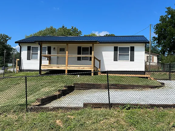 7 Jones Circle - Photo 6 of 38