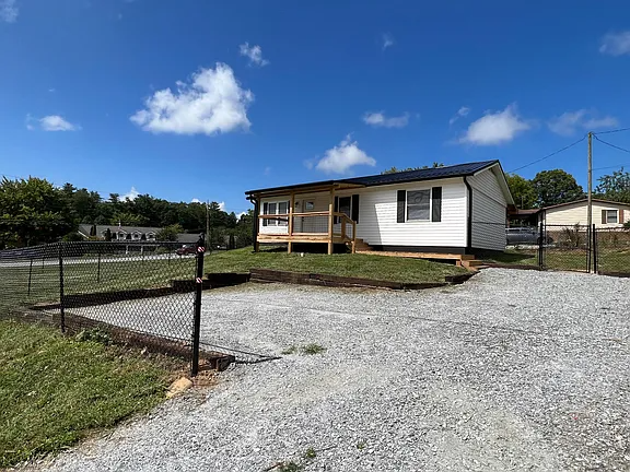 7 Jones Circle - Photo 7 of 38