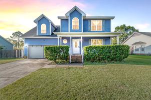 featured image of 174 Fallingleaf Dr