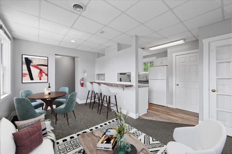 518 Broad St #2 - Photo 4 of 13