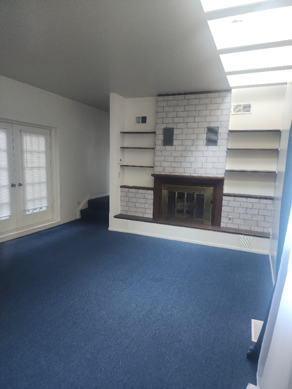 12832 Mozart St - Photo 4 of 7