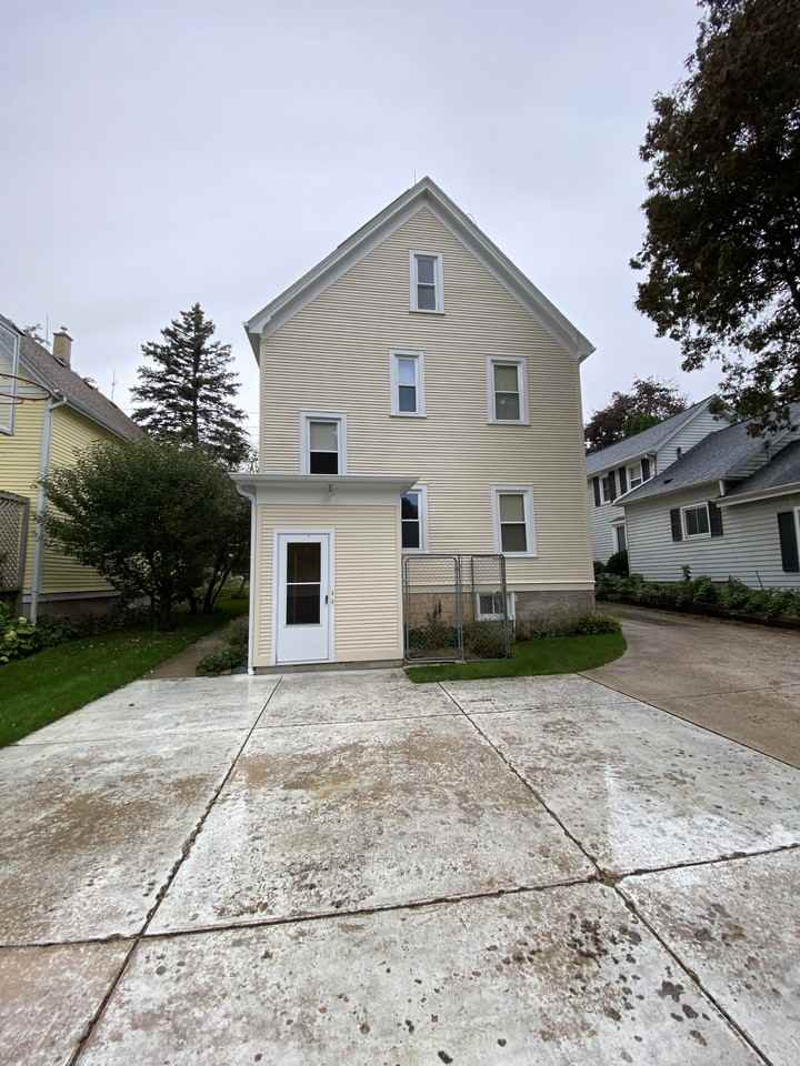 1606 12th Ave #NA - Photo 3 of 13