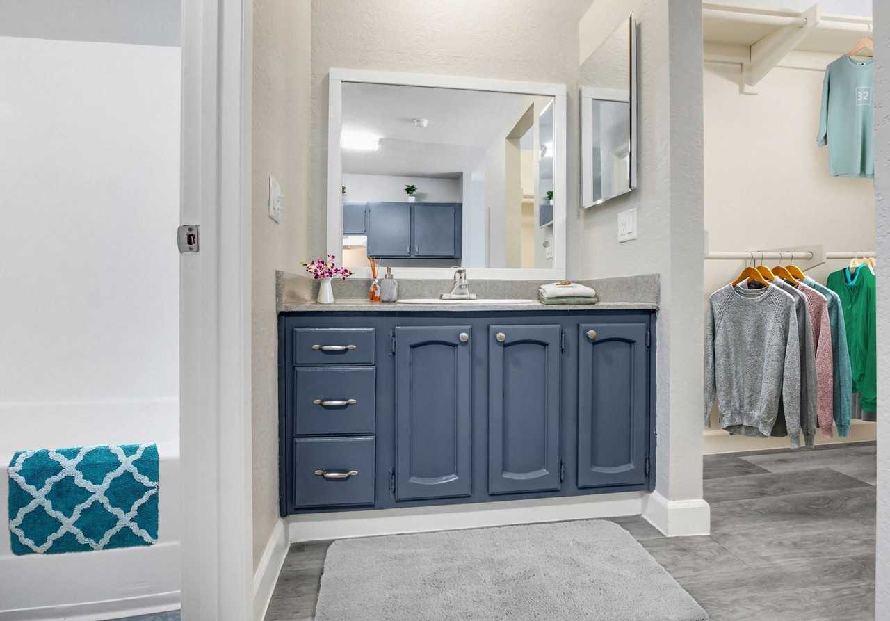 Garden Green Apartments - Photo 7 of 22