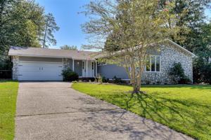 featured image of 134 Holiday Dr #1