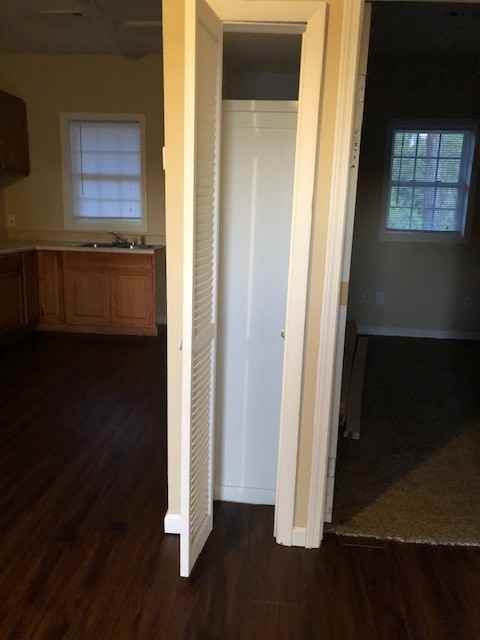 4981 Andrews AvenueApt G #G - Photo 7 of 11