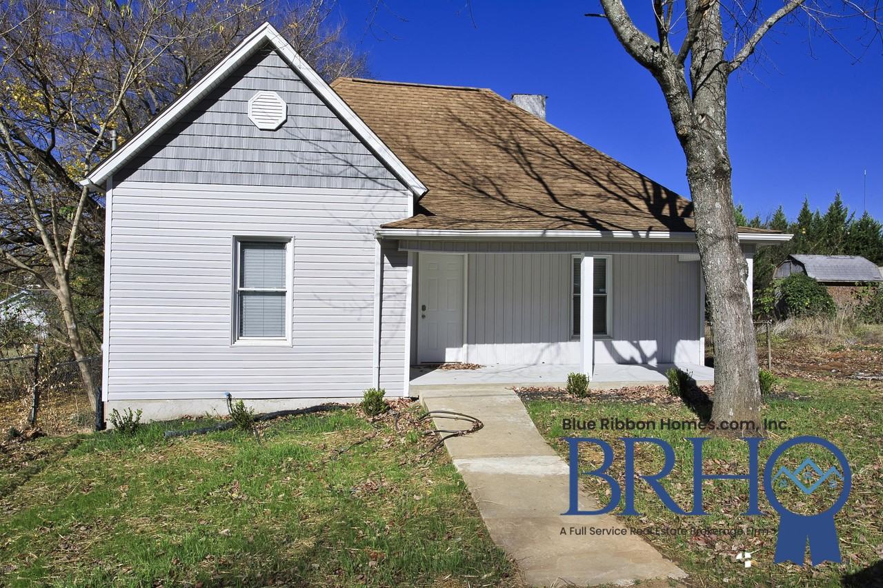 1311 W Baxter Ave #1