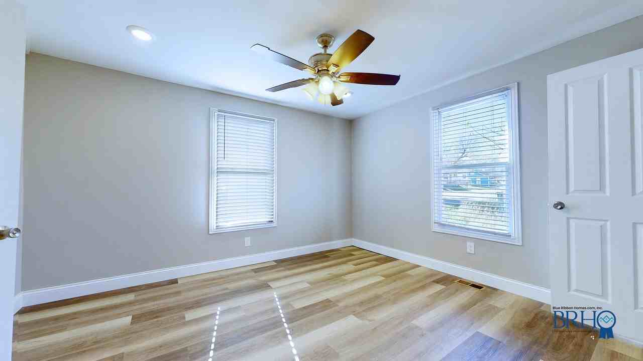 1311 W Baxter Ave #1 - Photo 4 of 27