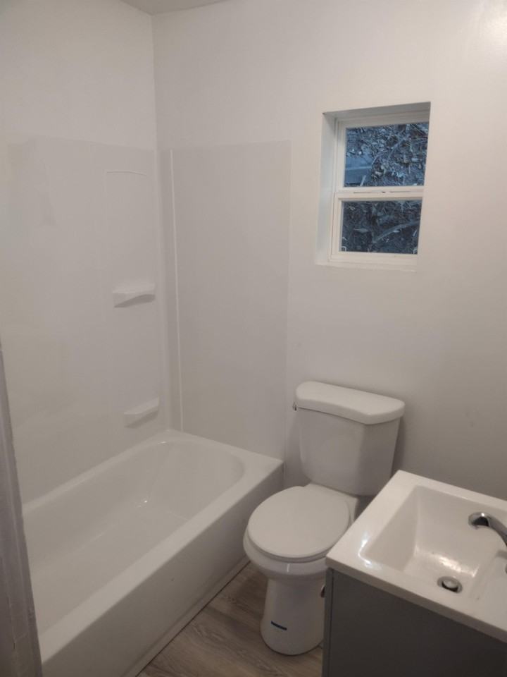 450 Card Ave #1 - Photo 3 of 6