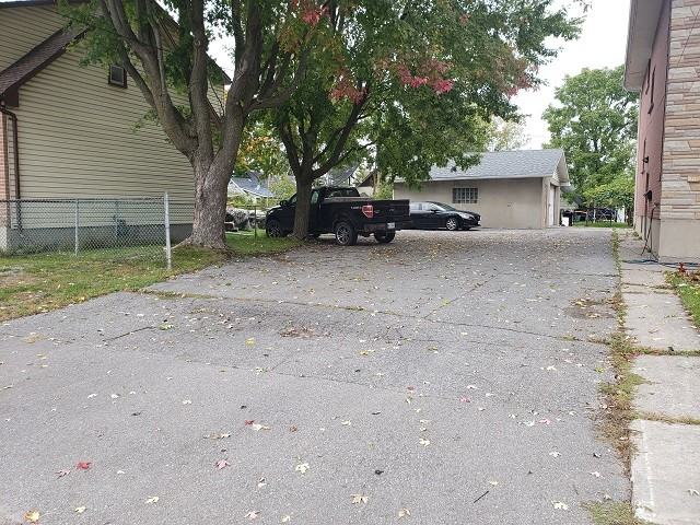 365 Weller Avenue - Photo 2 of 5