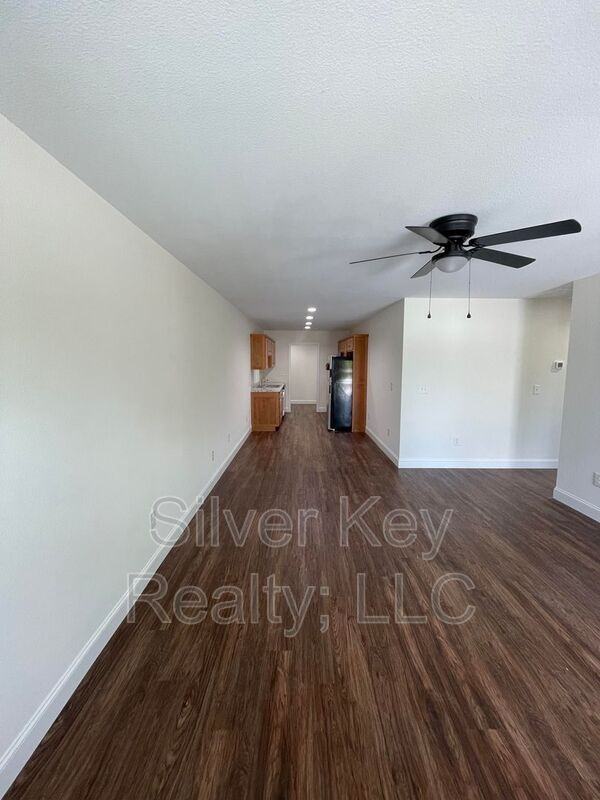 129 Cardin St #131 - Photo 4 of 13