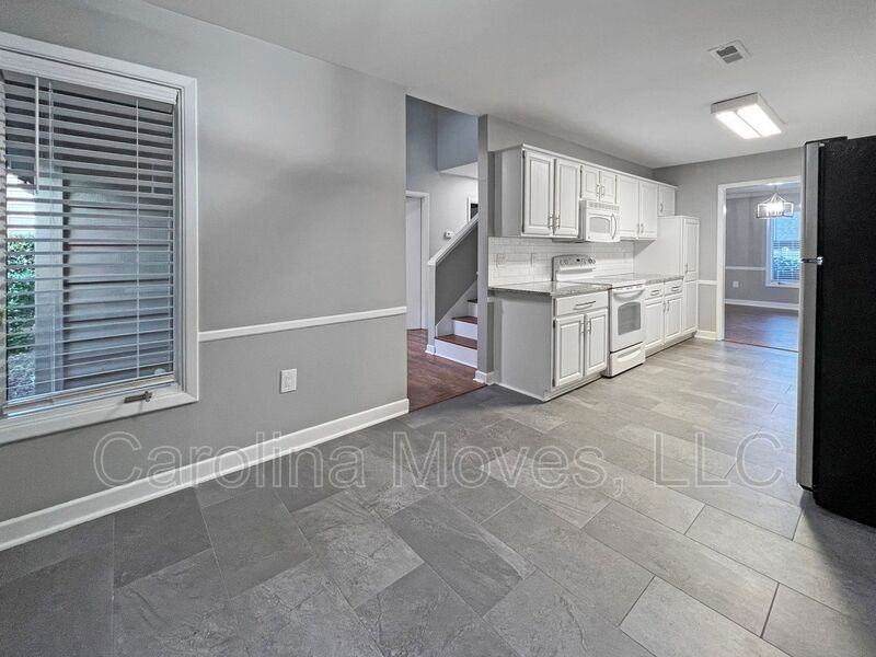 419 Sparrow Hawk Ct - Photo 7 of 19