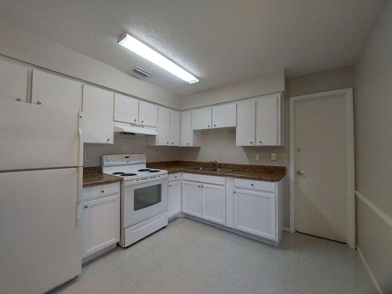 2224 Brandy Pl - Photo 3 of 18