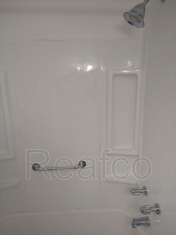 1050 Republic Ave - Photo 3 of 12