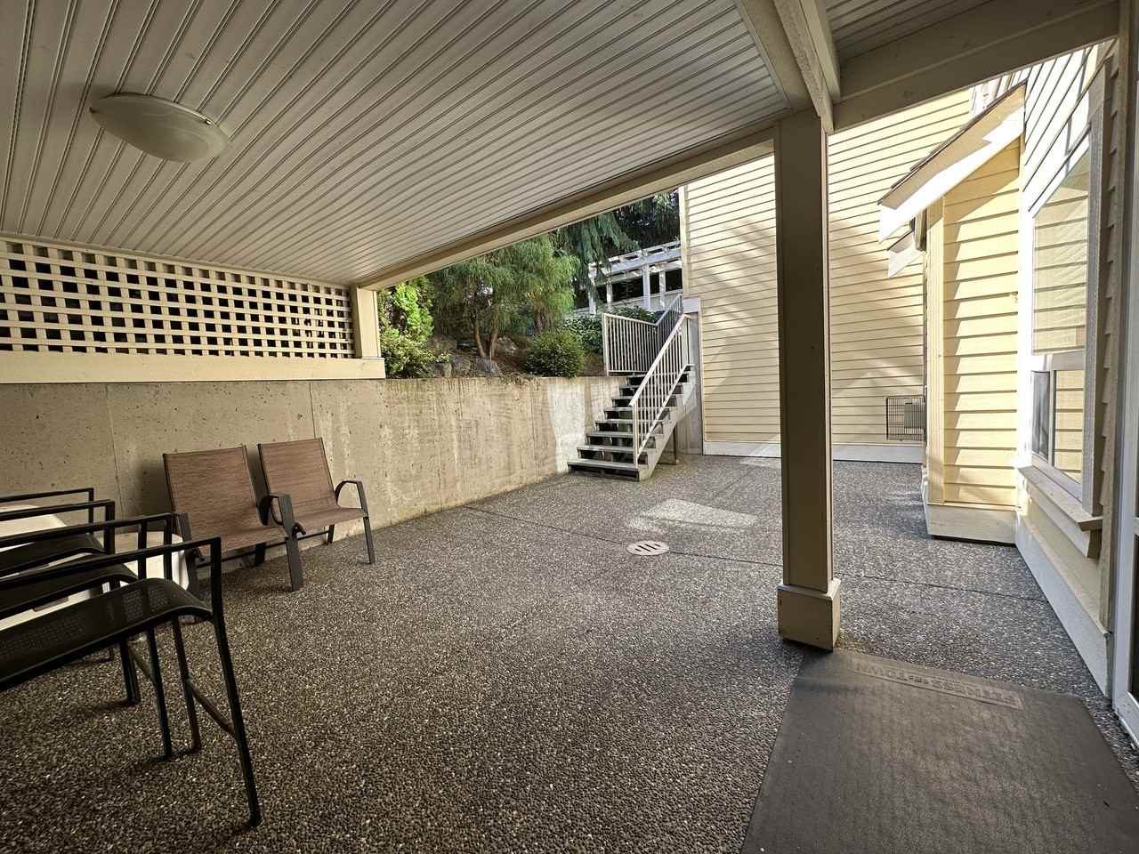 15836 Collingwood Crescent - Photo 5 of 13