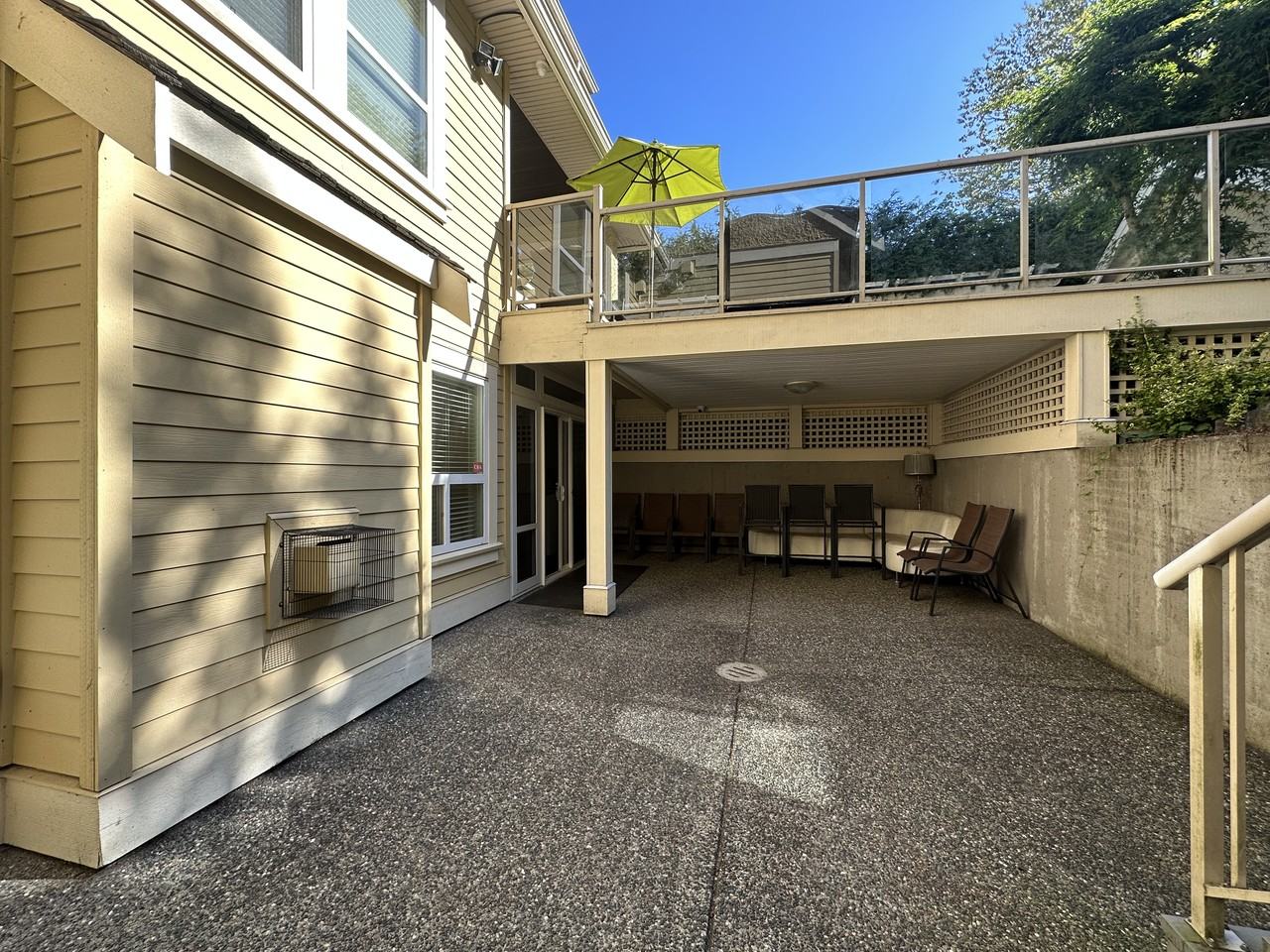 15836 Collingwood Crescent - Photo 6 of 13