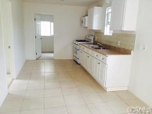 3723 Laurita Ave - Photo 2 of 3