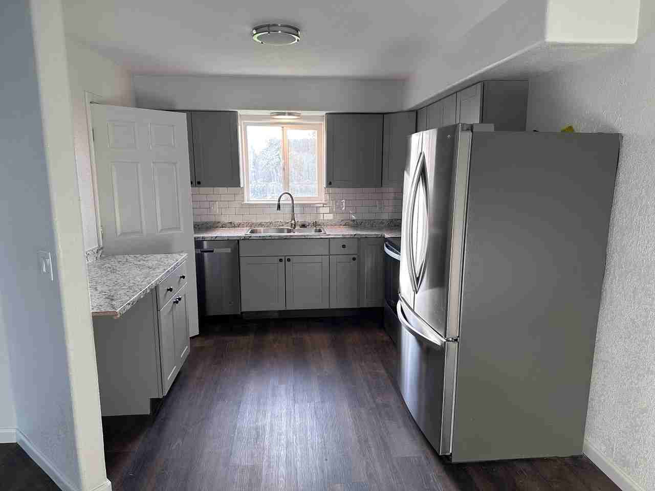 530 San Juan Cir #B - Photo 3 of 10