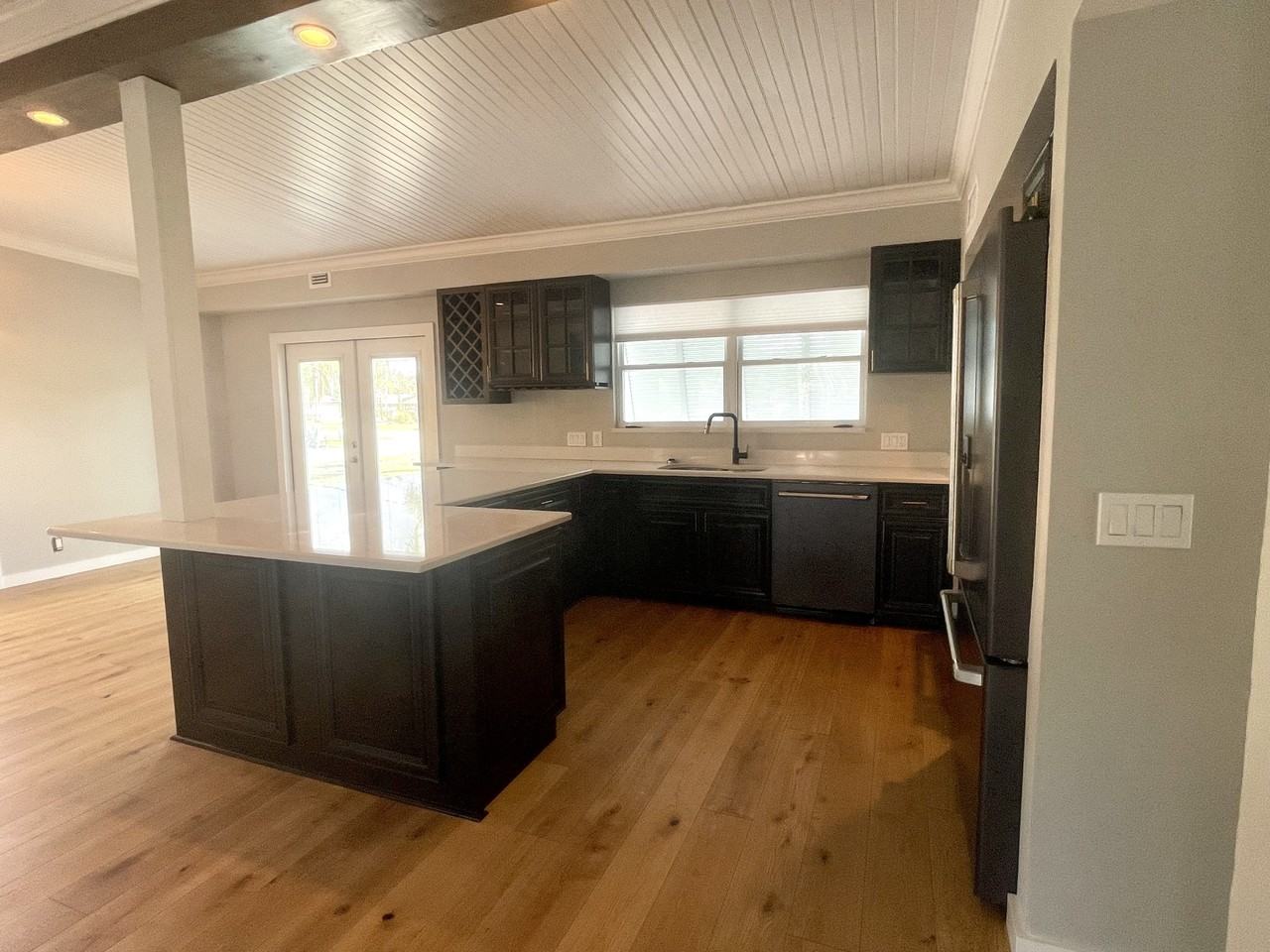 3826 Harold Ave #NA - Photo 3 of 20